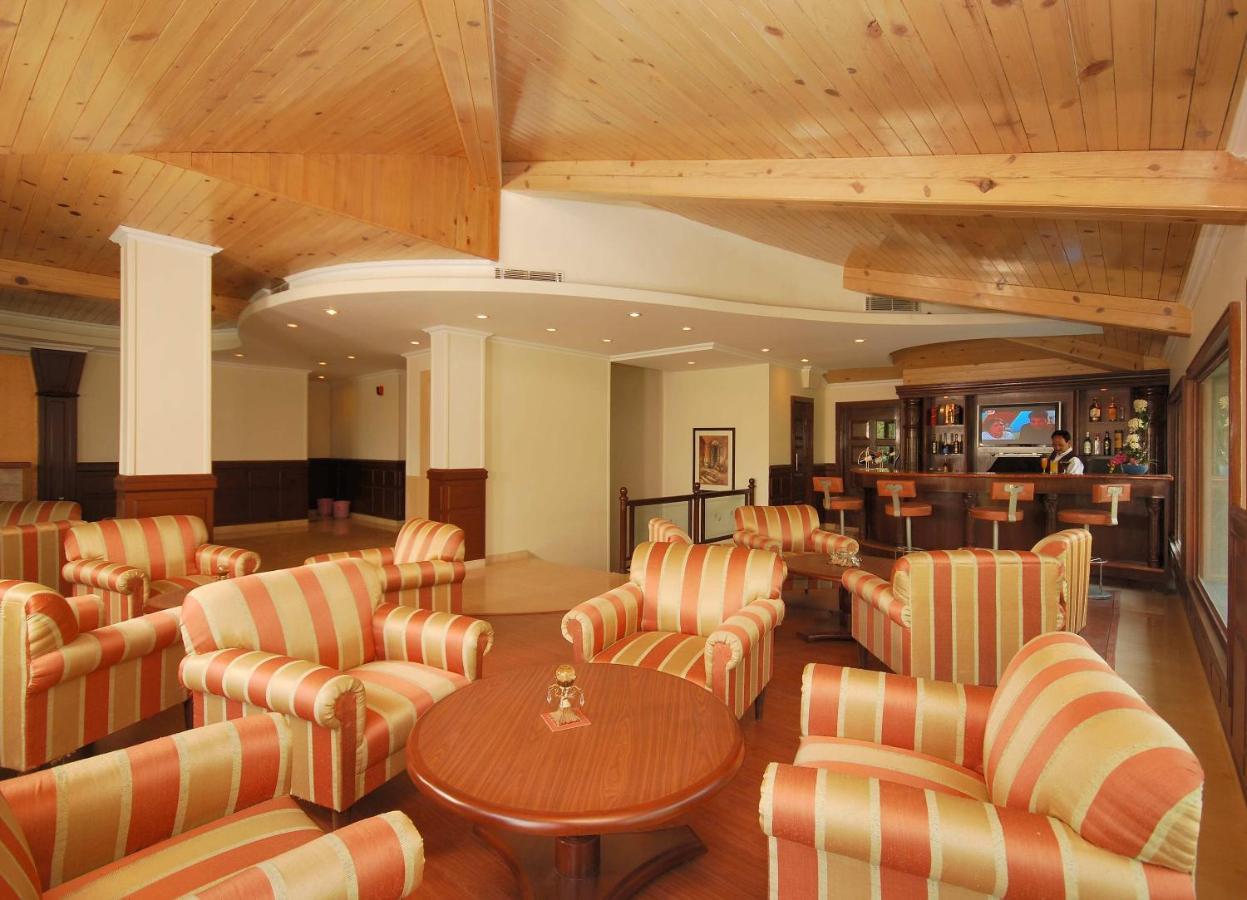 Madhuban Sarovar Portico Мусори Екстериор снимка