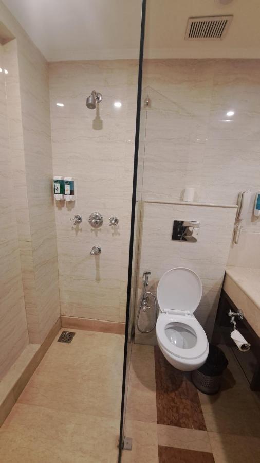 Madhuban Sarovar Portico Мусори Екстериор снимка